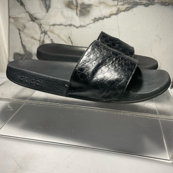 Mua pep gucci GG logo black leather and rubber men sz 42